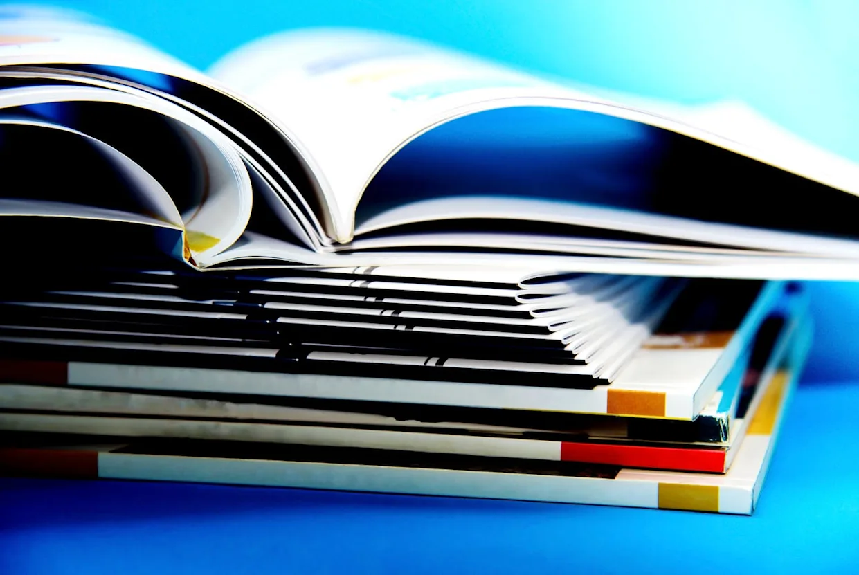 Revistas institucionales: ¿siguen siendo efectivas en la era digital?